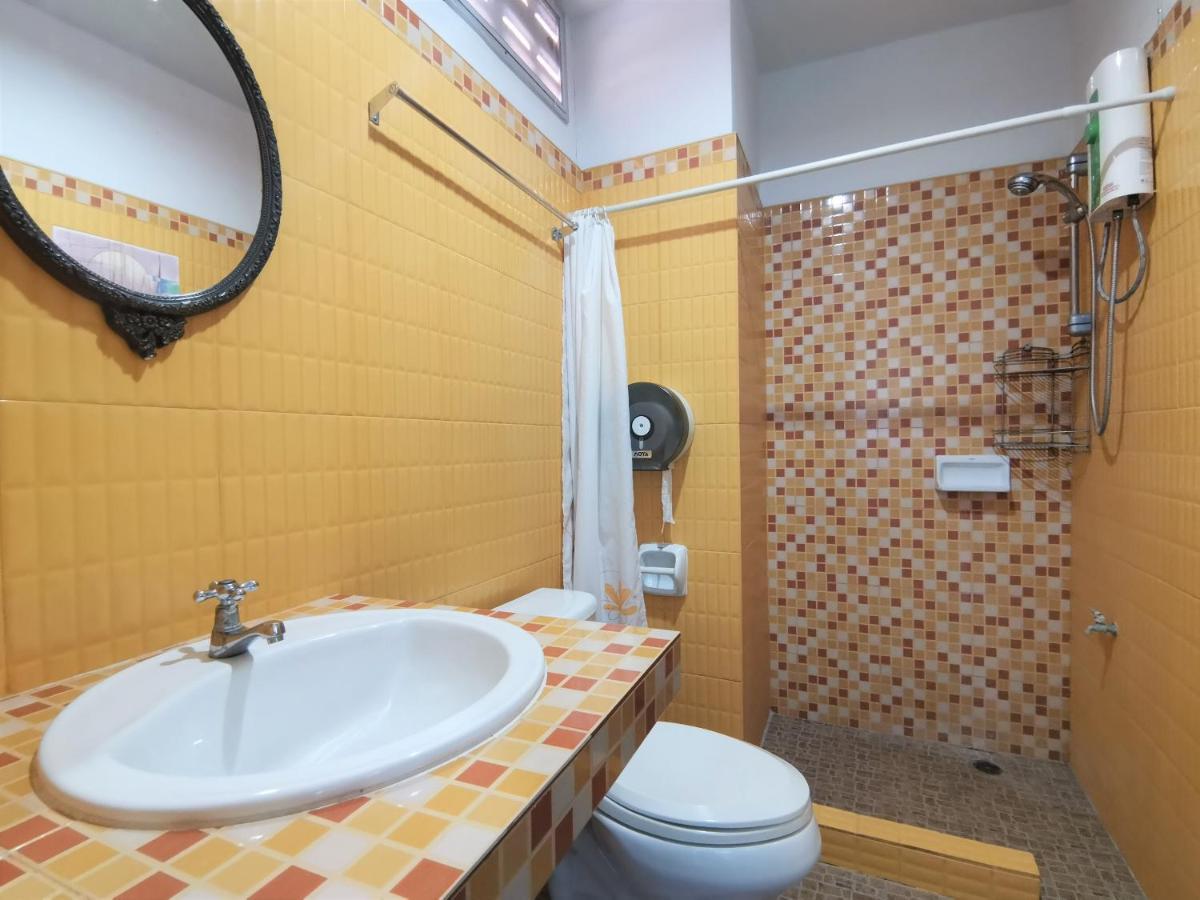 Baan Por Jai Hotel Koh Lanta Ngoại thất bức ảnh