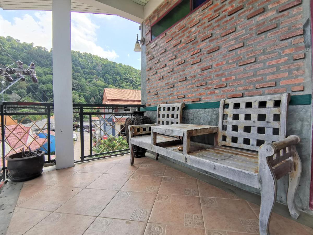 Baan Por Jai Hotel Koh Lanta Ngoại thất bức ảnh