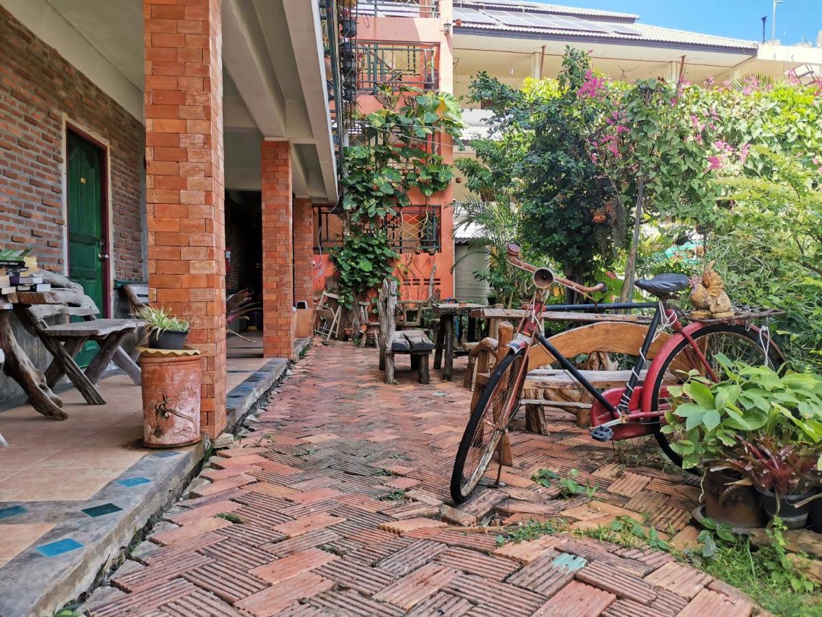 Baan Por Jai Hotel Koh Lanta Ngoại thất bức ảnh